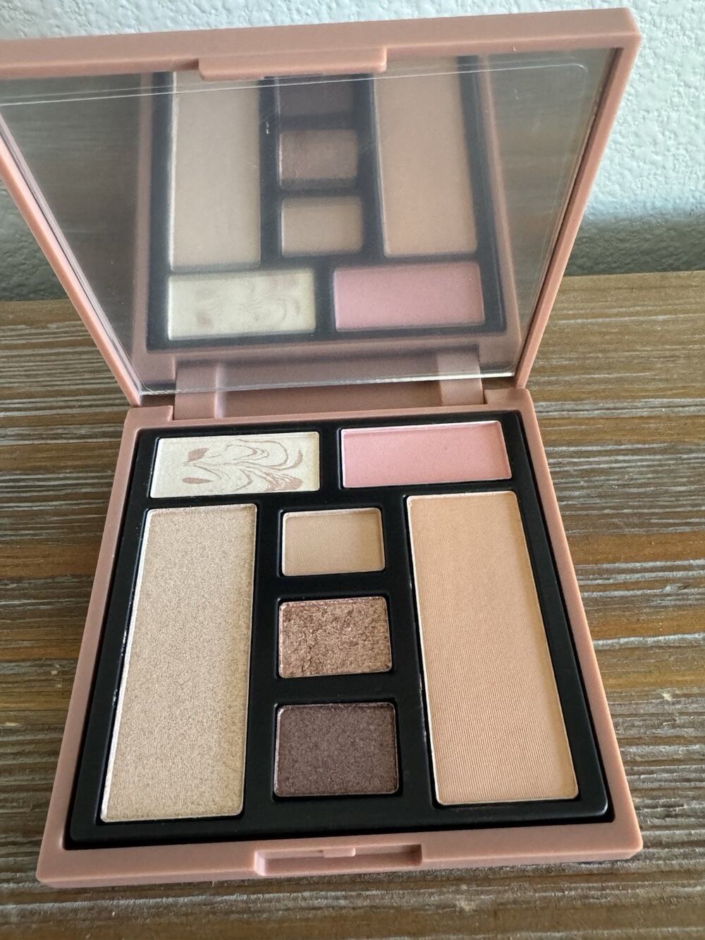 NEW NIB Ciate London Brazilian Glow Eye & Face Palette